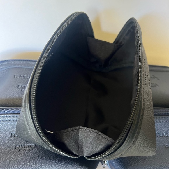 AIRLINE BUSINESS CLASS Amenities Kit. - Picture 3 of 7